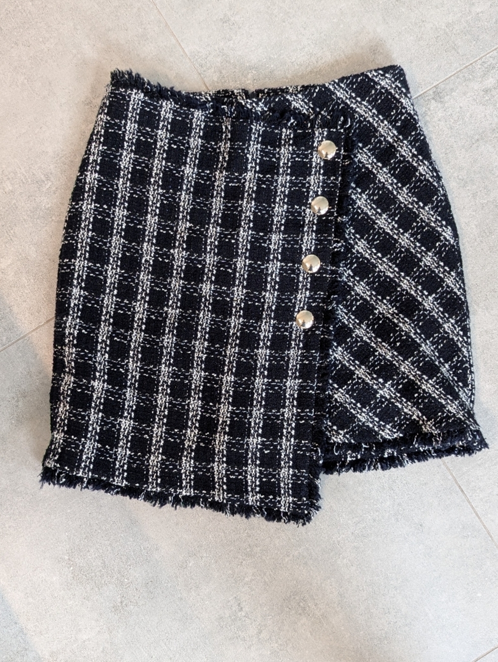 Massimo Dutti Tweed Mini Skirt Black White Button Detail Size 8